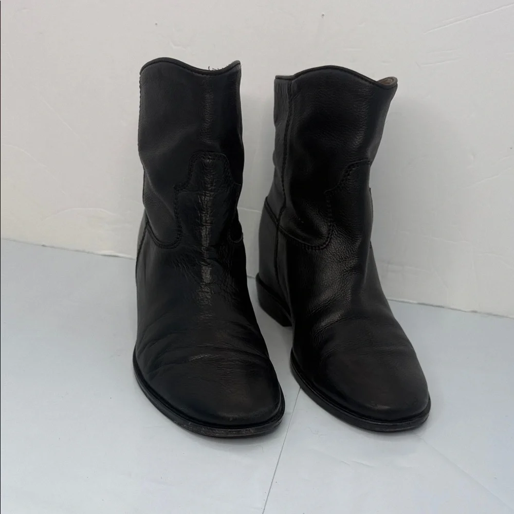 R & Renzi  Italian leather Heiden heel ankle booties. Size 37